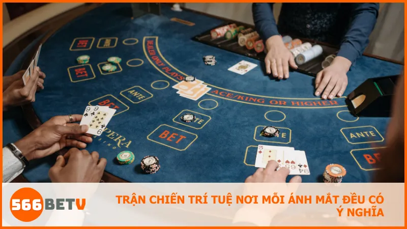 Poker 2 lá là biến thể đấu trí đỉnh cao nơi kỹ năng lấn át vận may